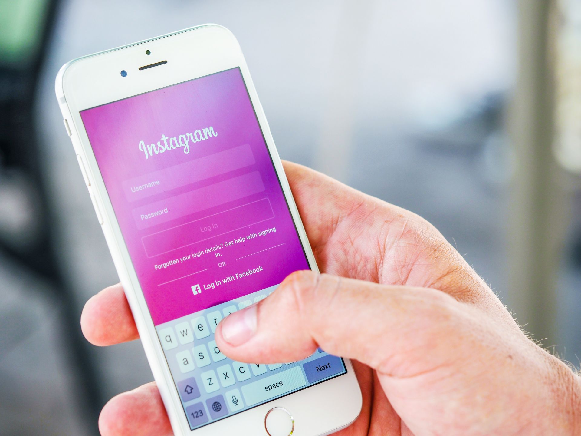 khung gio vang dang bai instagram